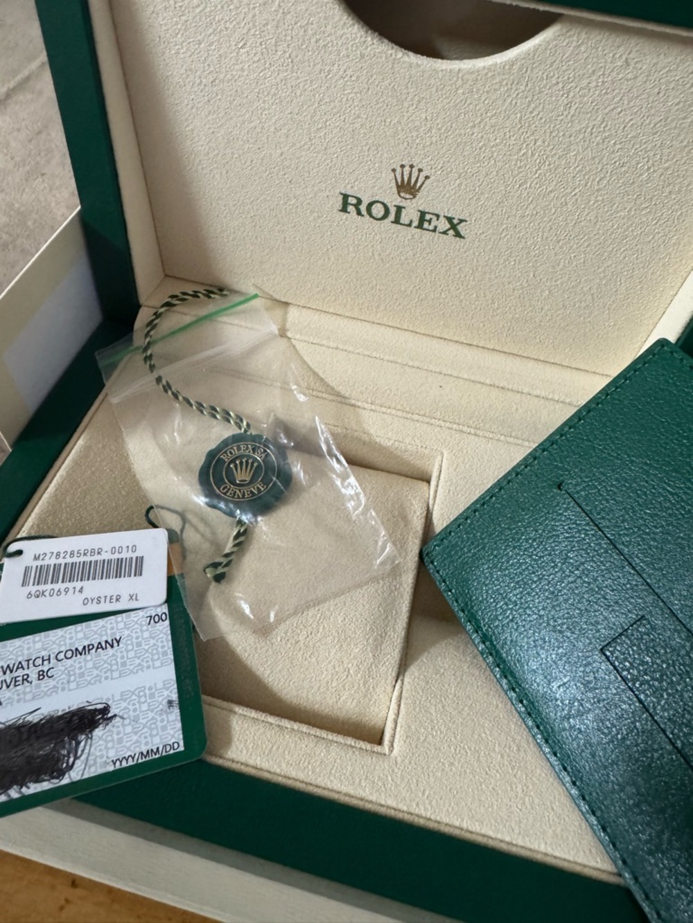 Rolex💯% Authentic iconic X-Large capacity empty presentation box w/ manual/cards - Picture 6 of 16